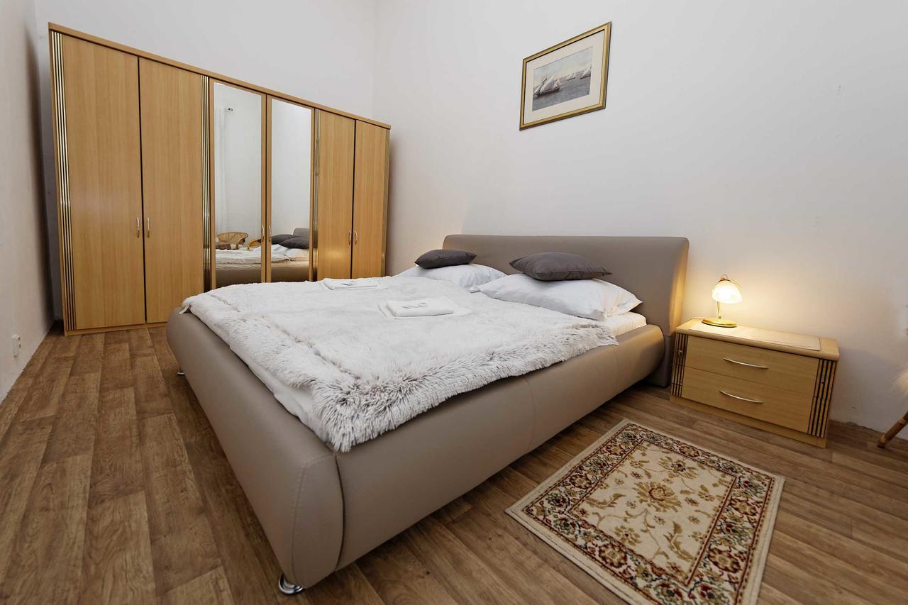 פראג Apartments U Cisare מראה חיצוני תמונה