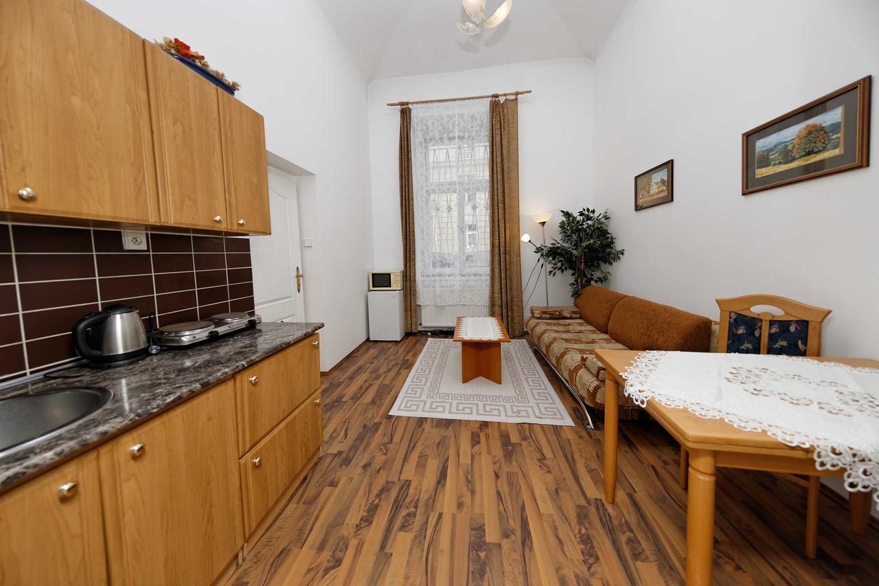 פראג Apartments U Cisare מראה חיצוני תמונה