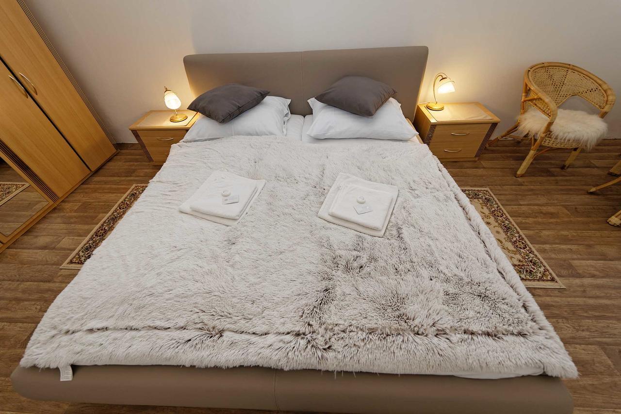 פראג Apartments U Cisare מראה חיצוני תמונה