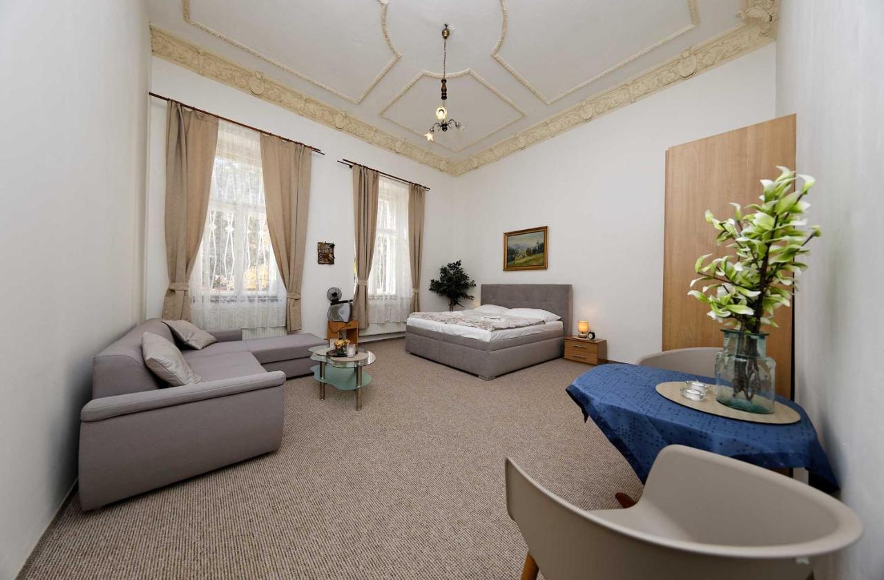 פראג Apartments U Cisare מראה חיצוני תמונה