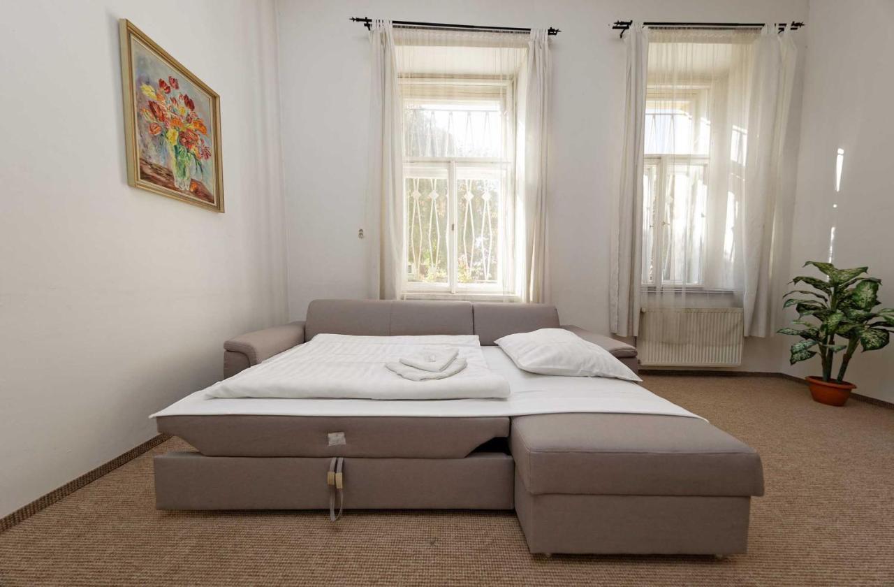 פראג Apartments U Cisare מראה חיצוני תמונה